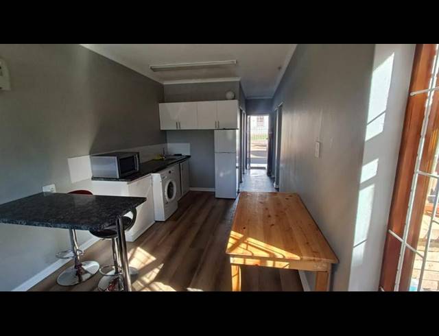 2 BEDROOM PROPERTY TO RENT IN GRAHAMSTOWN